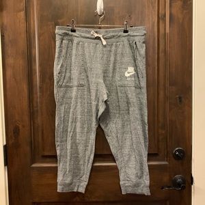 Nike Capri jogger sweats
